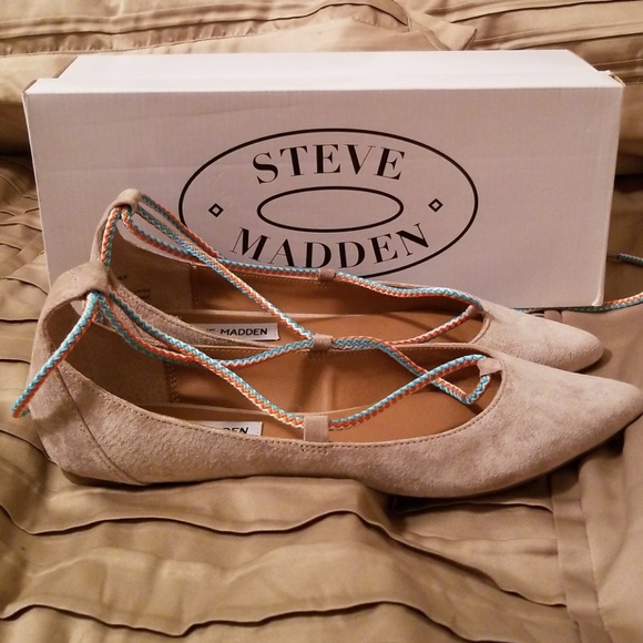 Steve Madden suede flats - Picture 3 of 4